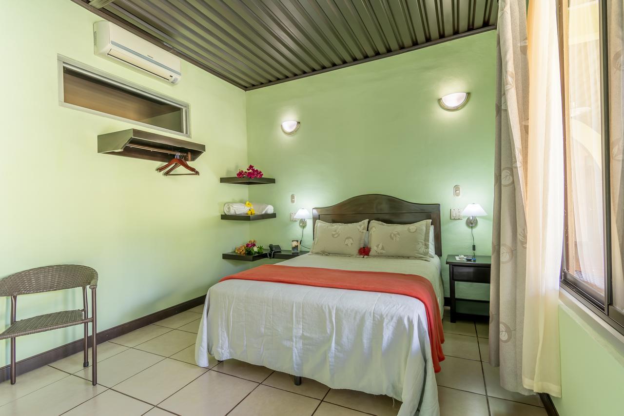 Kayak Lodge Damas Extérieur photo