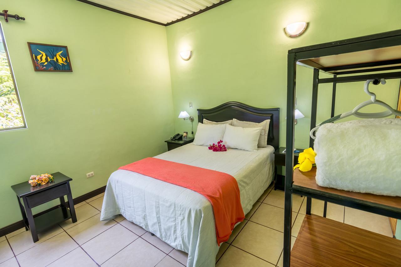 Kayak Lodge Damas Extérieur photo