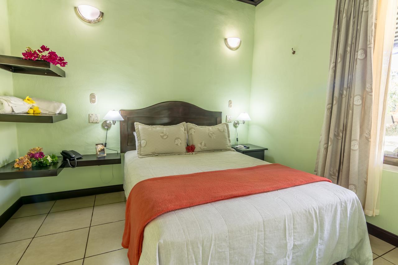 Kayak Lodge Damas Extérieur photo