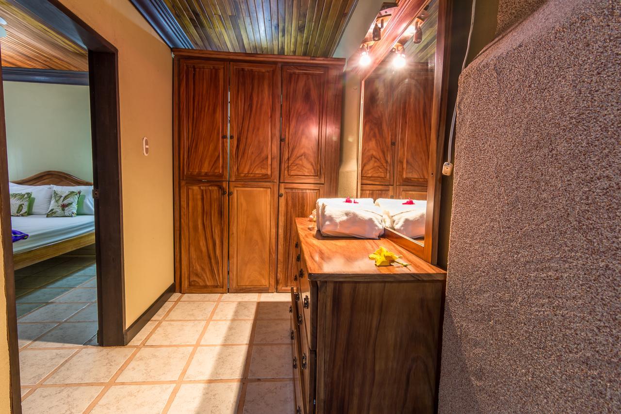Kayak Lodge Damas Extérieur photo