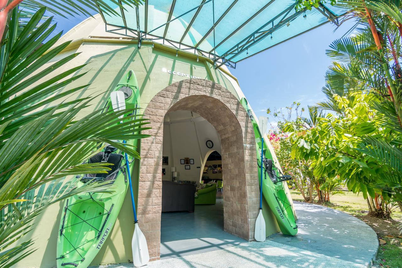 Kayak Lodge Damas Extérieur photo