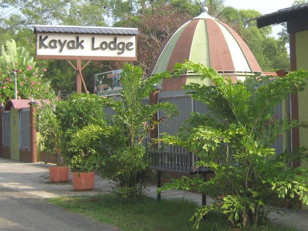 Kayak Lodge Damas Extérieur photo